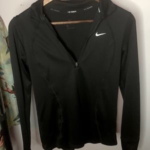 Nike Women’s Quarterzip